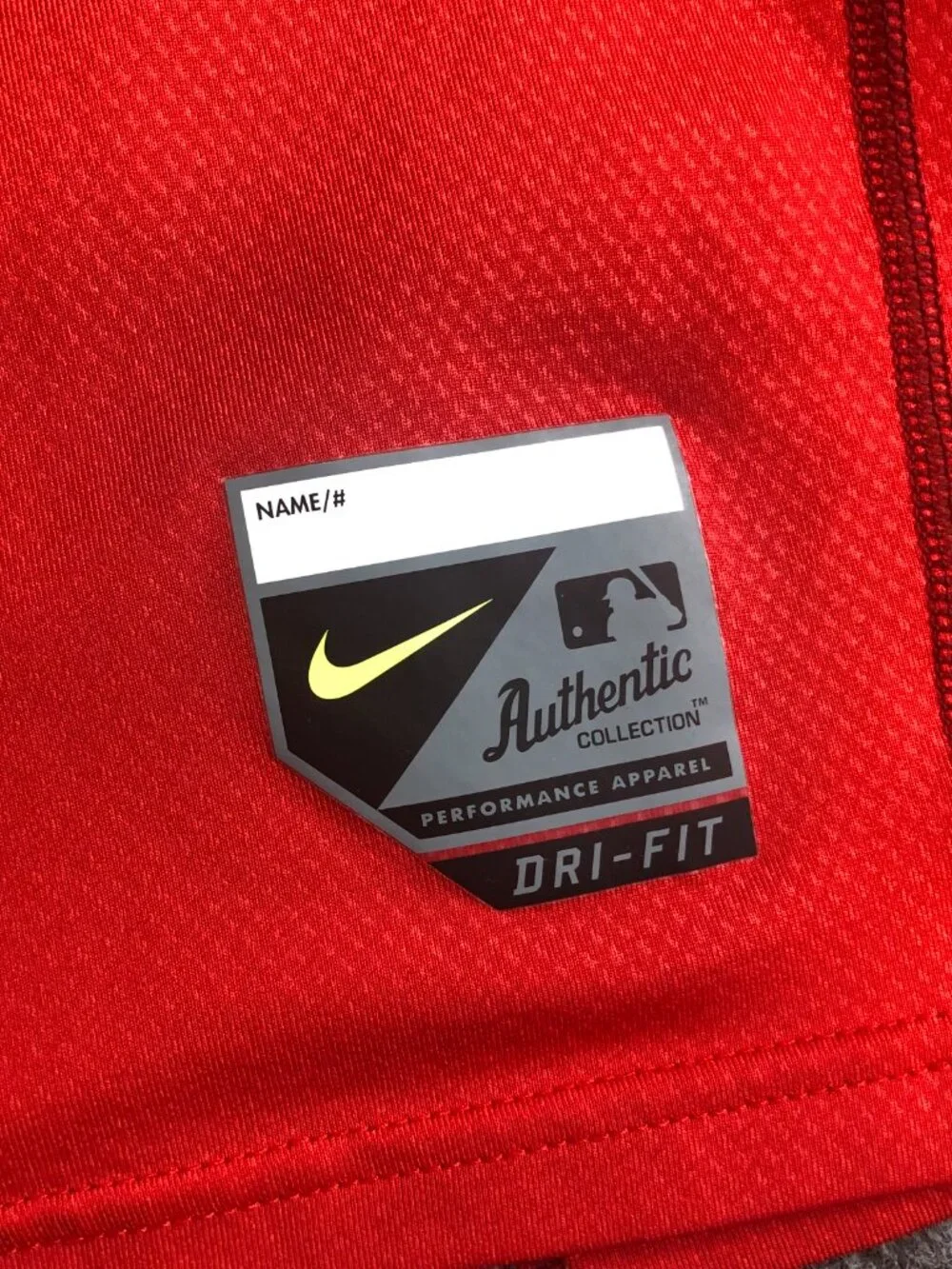 Nike Shirt Mens Large Red Black Baseball MLB Compression Fitted Raglan